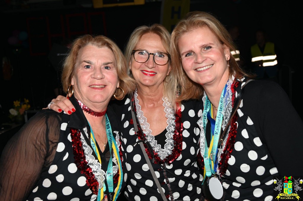 ../Images/Seniorencarnaval 2026 195.jpg